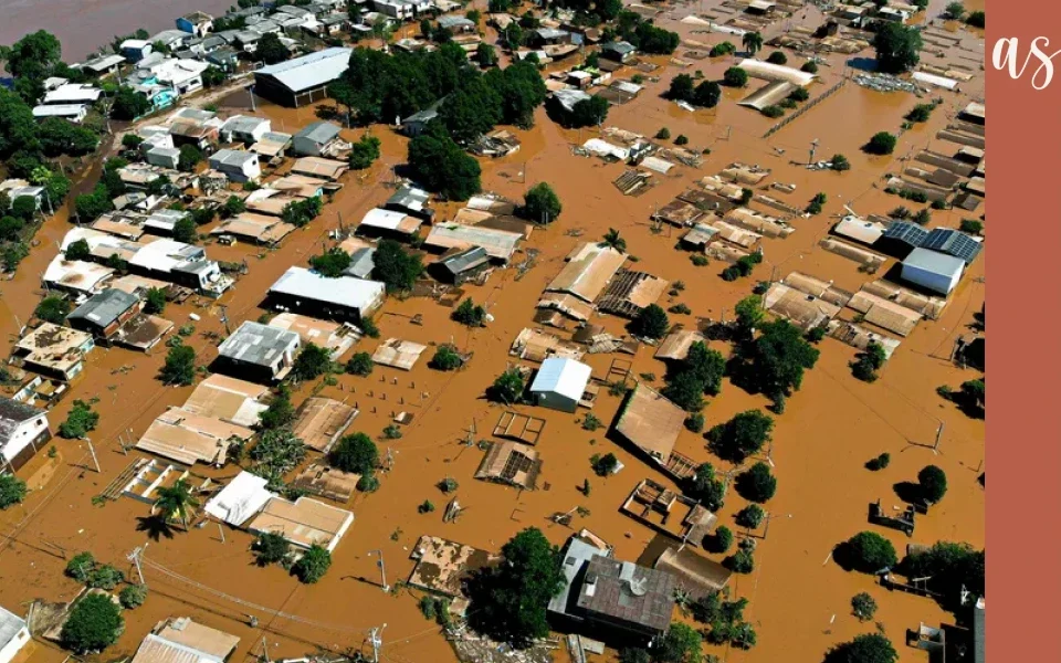 Bairro inteiro atingido pelas inundações no Rio Grande do Sul