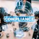 Advogados trabalhando em estratégias de compliance